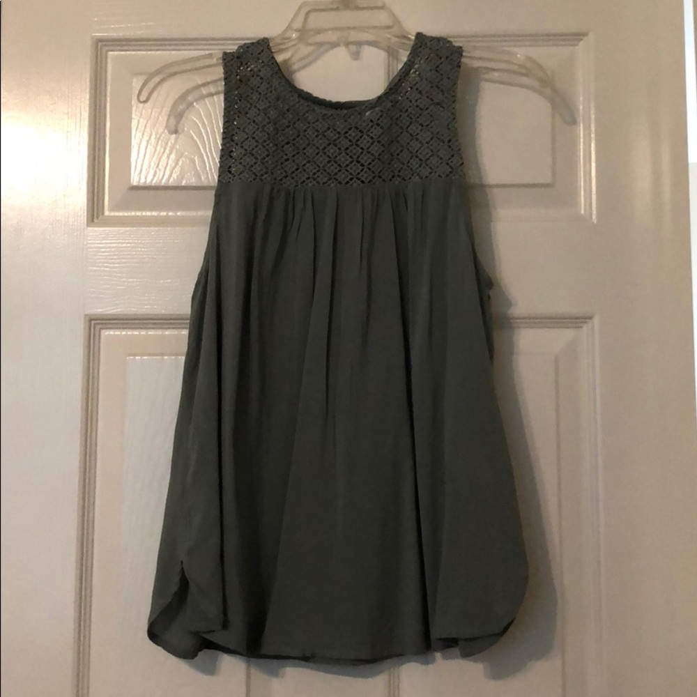 Old Navy flowy top